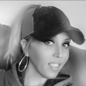 Meet your Posher, Shawna